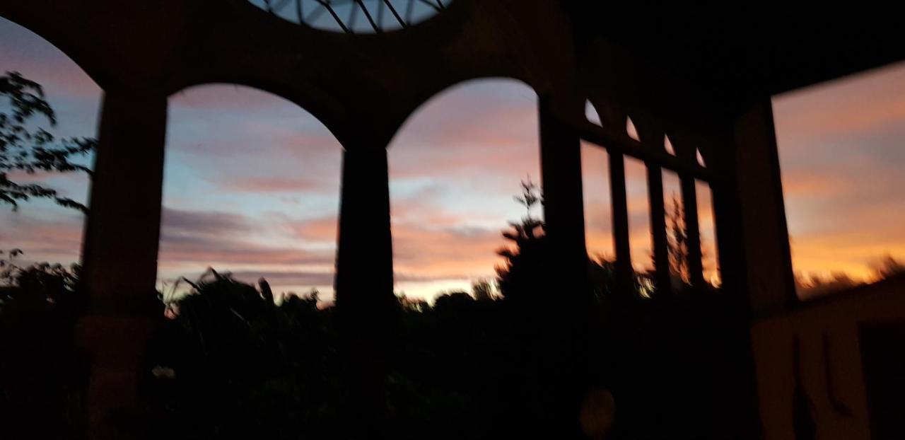 Avalon Castle & * Ubud